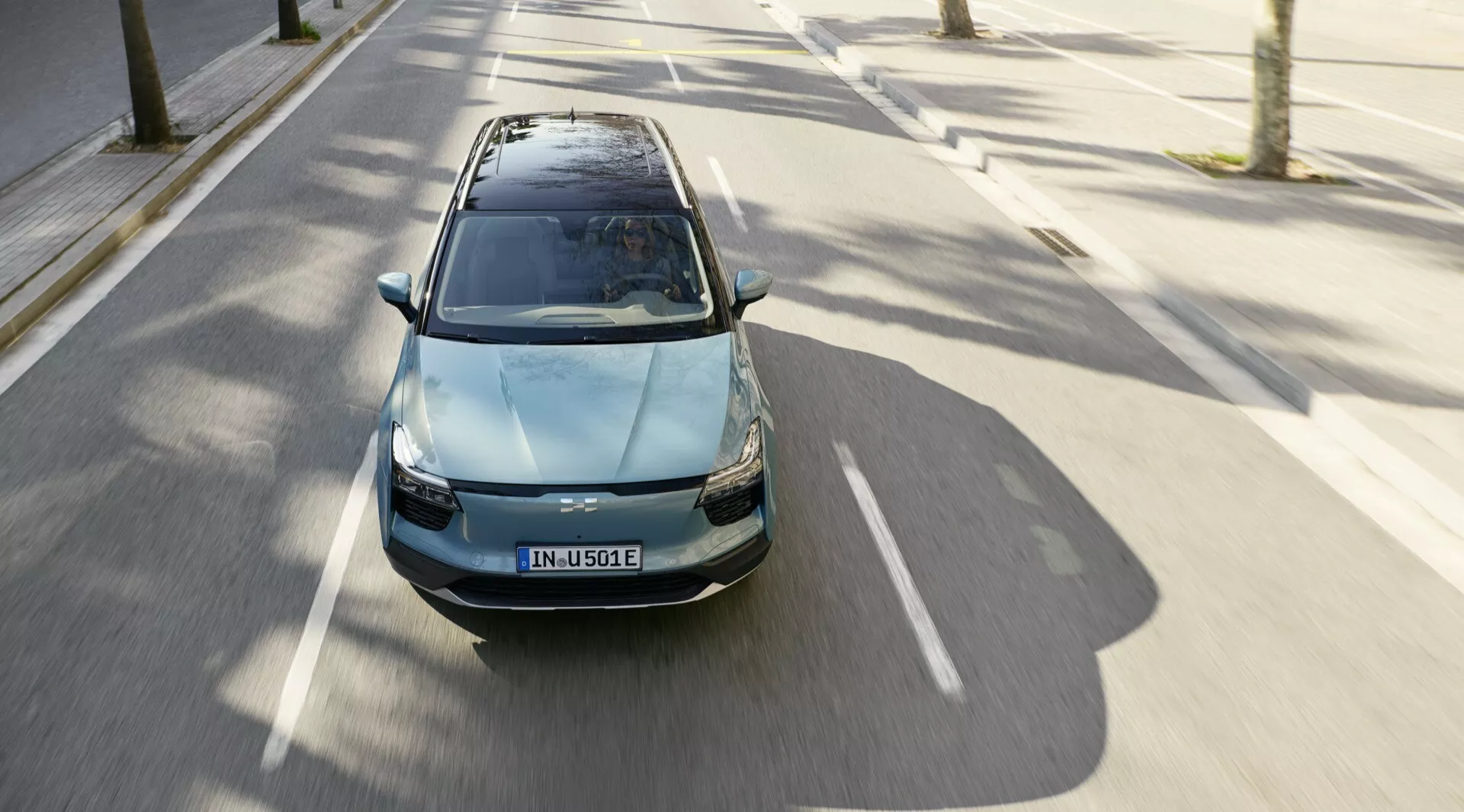 SUV électrique Aiways U5 1ère génération 2020 en action, avec un design élégant et une technologie moderne