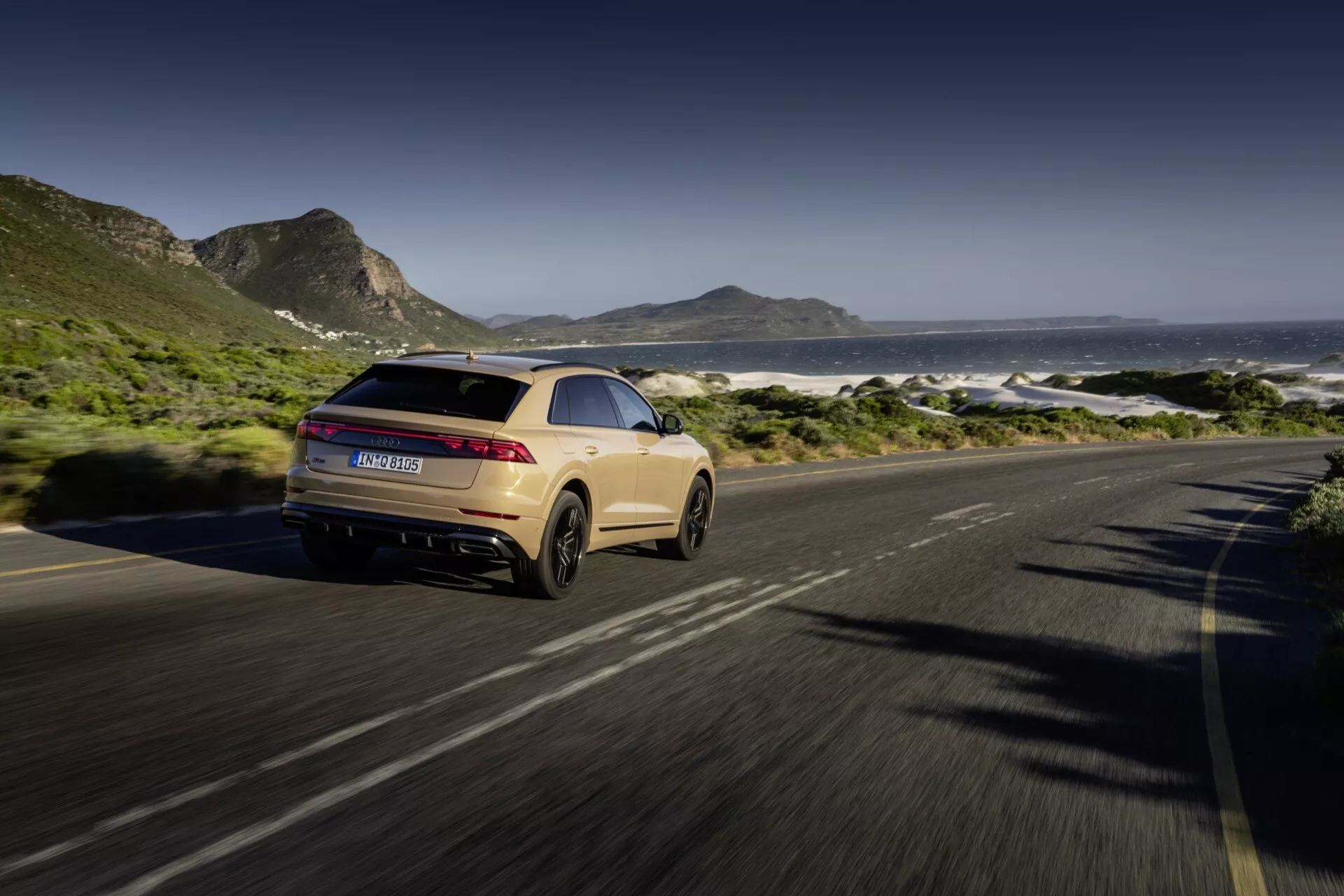 Audi Q8 4M-Facelift 2023 avec un design dynamique, phares LED et technologie avancée