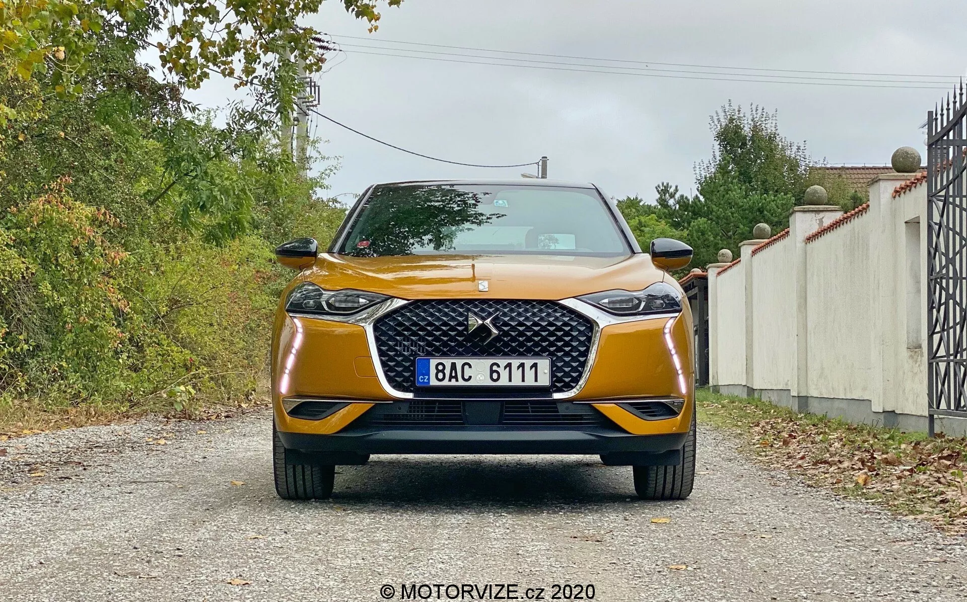 DS Automobiles DS 3 Crossback 2019 - SUV compact élégant et moderne avec design distinctif, performance dynamique et fonctionnalités avancées
