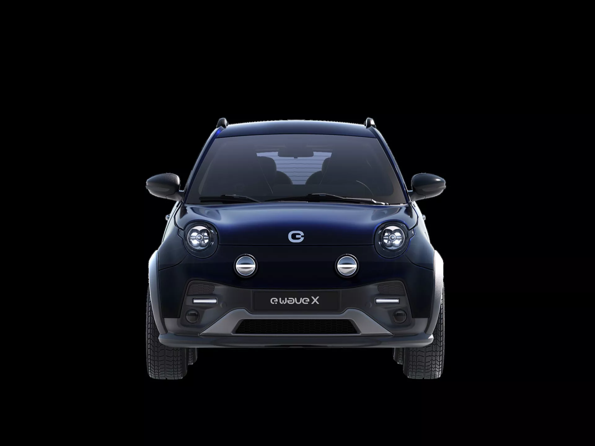 Vue de face en angle de la voiture Ego-Mobile ewave-x 2022 (1ère génération) dans un environnement de studio. La voiture compacte, urbaine ou électrique, présente un capot court, des phares modernes possiblement à LED, une calandre principalement fermée avec un design à motif, un emplacement pour la plaque d'immatriculation, un logo centré, des feux antibrouillard symétriques ou des feux inférieurs supplémentaires, des capteurs de stationnement intégrés dans le pare-chocs avant et un pare-brise réfléchissant indiquant un environnement d’éclairage contrôlé. L'image est prise au niveau des yeux, capturant toute la largeur et une partie du châssis de la voiture contre un fond noir uni.