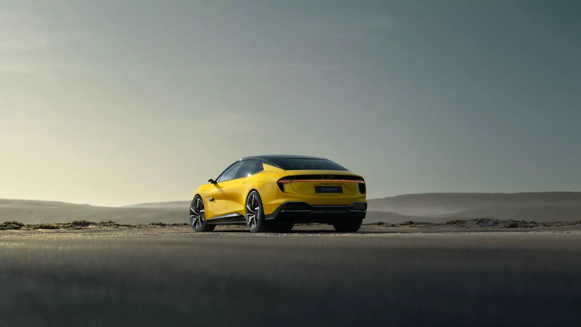 Toute nouvelle Lotus Emeya 2024, 1ère Génération, présentant un design et une technologie de pointe