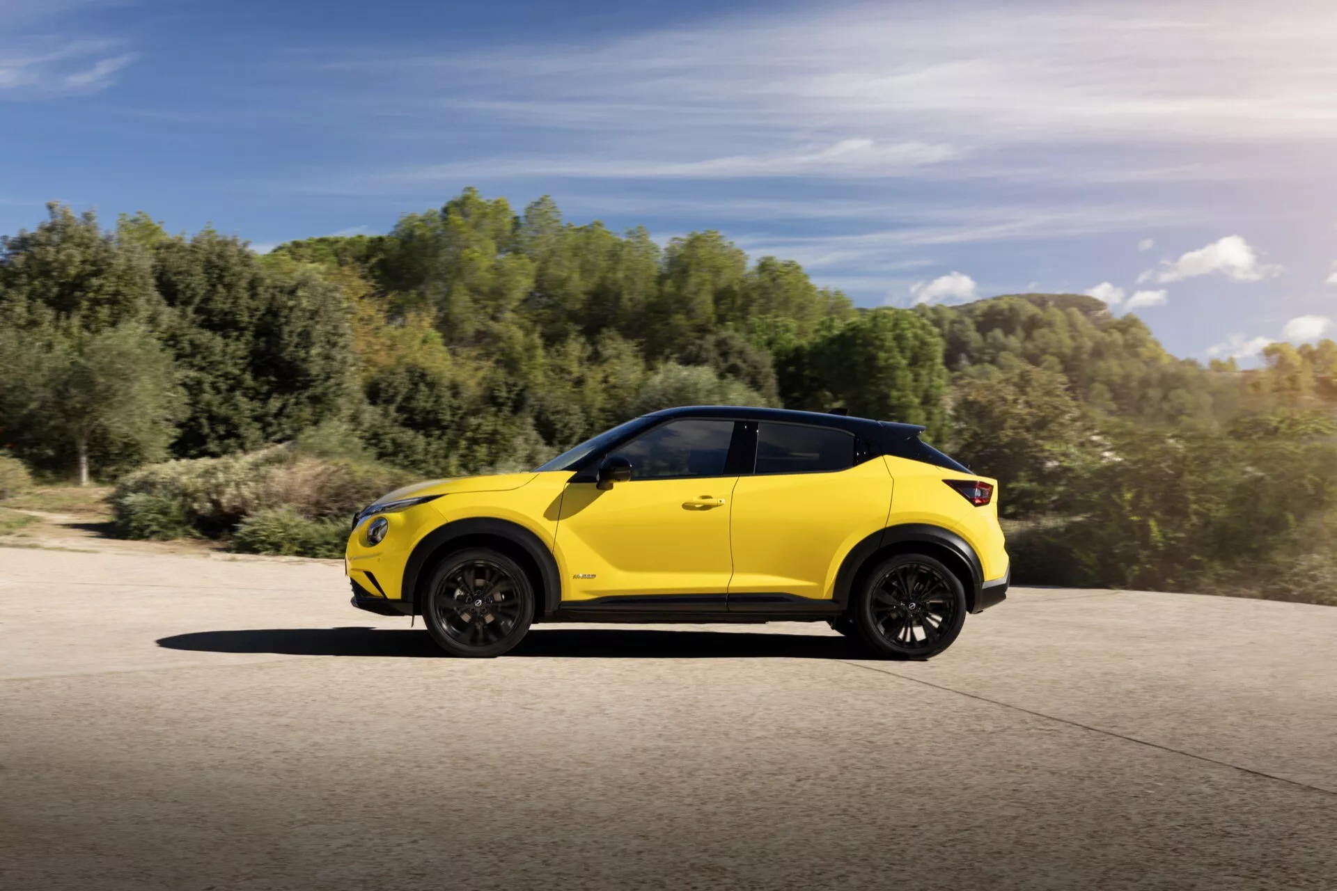 Modèle Nissan Juke F16 Facelift 2024 montrant son design élégant, ses caractéristiques améliorées et son esthétique moderne