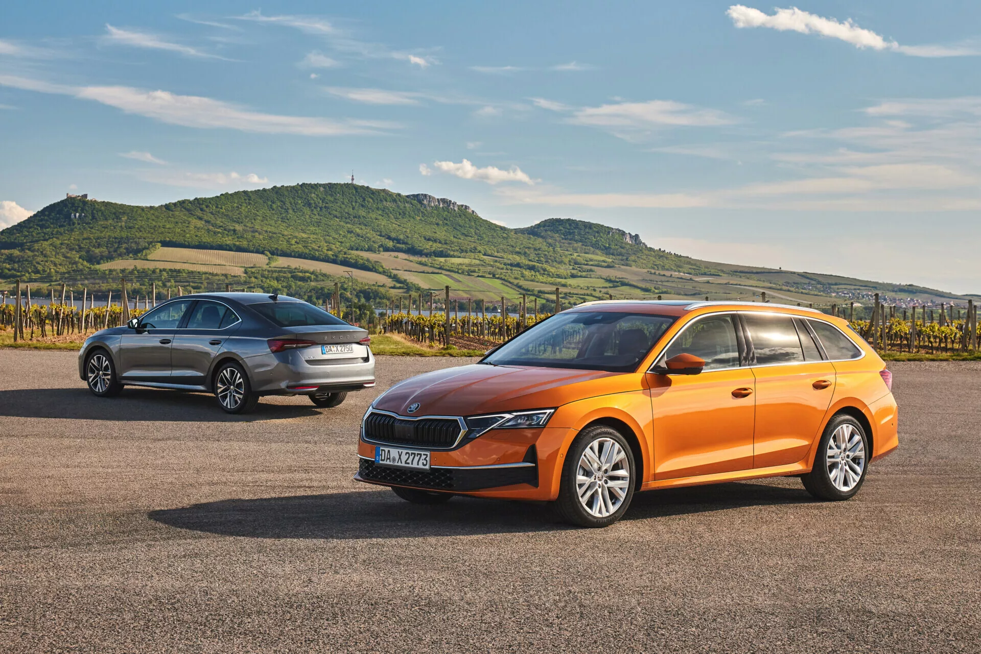 Modèle limousine Skoda Octavia 2024 au design épuré et aux fonctionnalités technologiques modernes